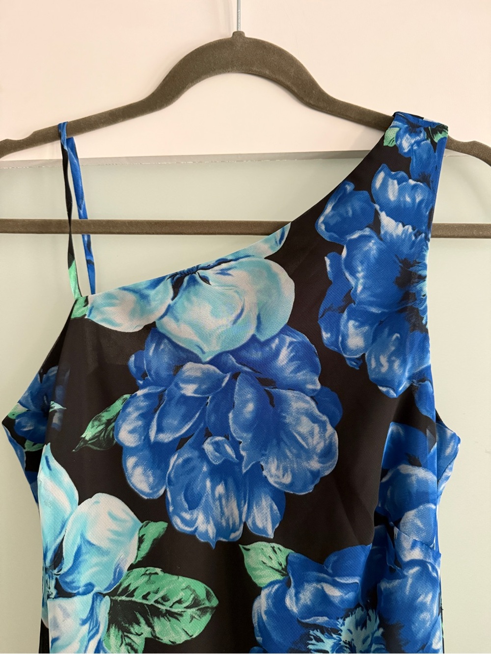 Vintage Y2K Asymmetrical Floral Dress - Picture 5 of 7